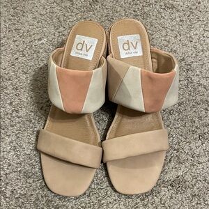 Dolce Vita Women's Sandals in Tan and Cream